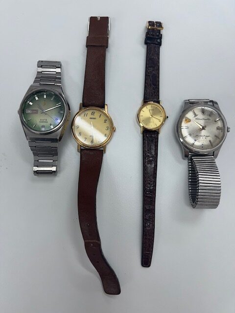 シチズン　セイコー　オメガ　時計