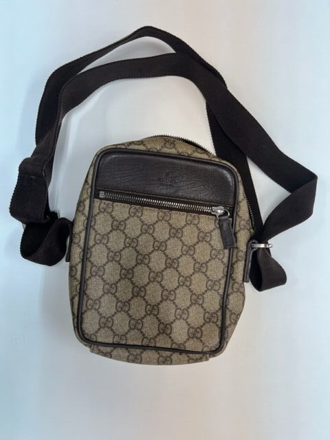グッチ　ショルダーバッグ